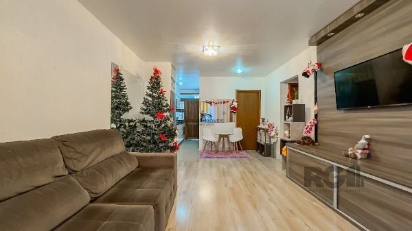 Casa 3 dormitórios no bairro Hípica