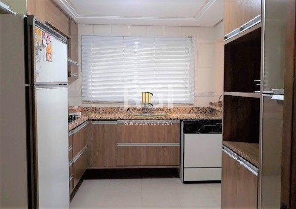 Casa Condominio para Venda - 283m², 4 dormitórios, sendo 3 suites, 3 vagas - Lagos De Nova Ipanema