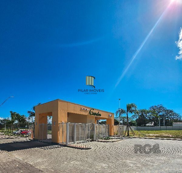 Casa Condominio em Porto Alegre, no bairro Hípica, com 3 dormitório(s), e 3 banheiros, à venda.