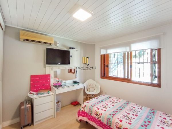 Casa Condominio para Venda - 227.4m², 4 dormitórios, sendo 2 suites, 4 vagas - Cristal