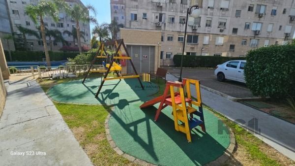 Apartamento em Porto Alegre, no bairro Cavalhada, com 2 dormitório(s), e 2 banheiros, à venda.