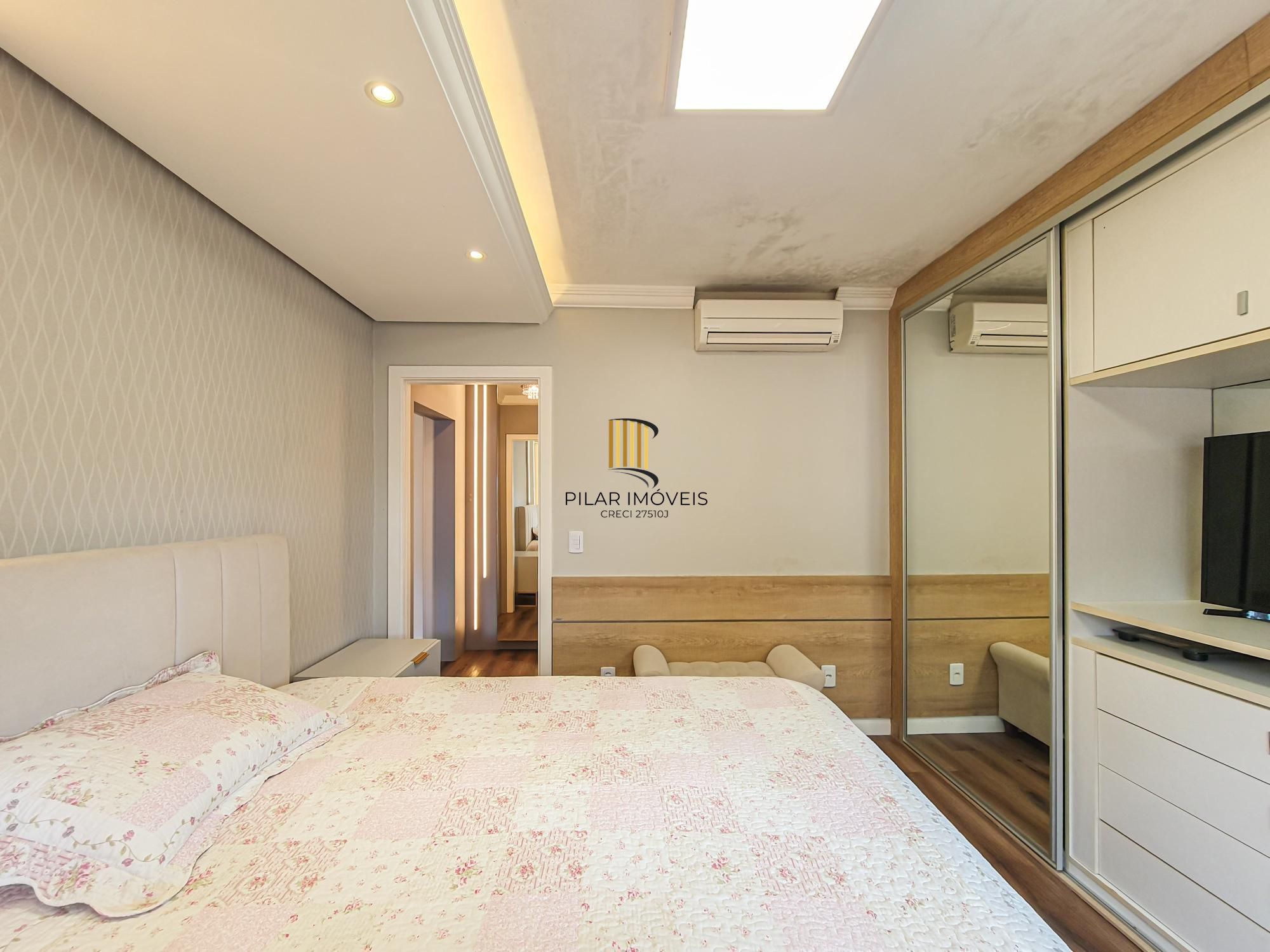 O refúgio perfeito: Casa térrea reformada com piscina e clima de interior!