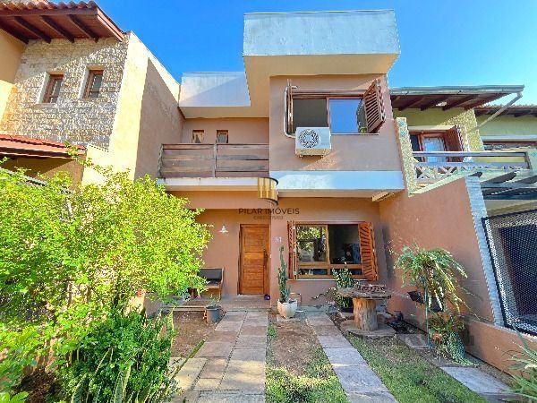 Casa em Porto Alegre, no bairro Hípica, com 3 dormitório(s), e 3 banheiros, à venda. - Pilar Imóveis