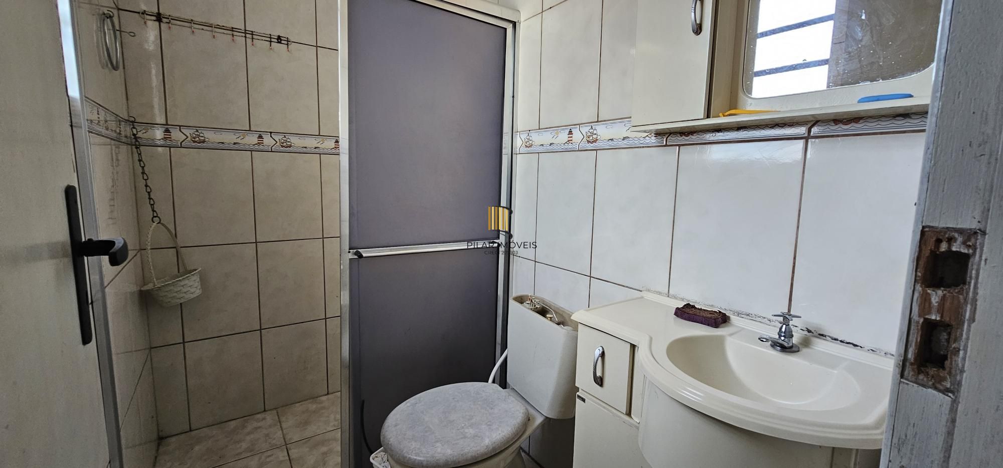 Casa 3 dormitórios no bairro Hípica