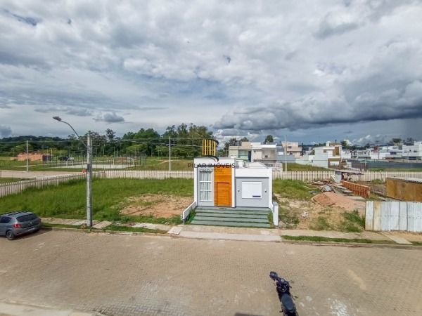 Casa Condominio para Venda - 200m², 3 dormitórios, sendo 1 suites, 2 vagas - Hípica