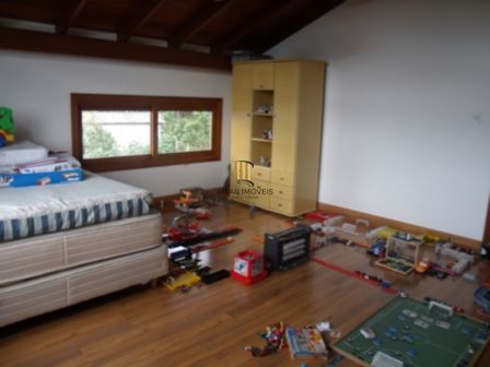 Casa para Venda - 300m², 3 dormitórios, sendo 1 suites, 4 vagas - Vila Nova
