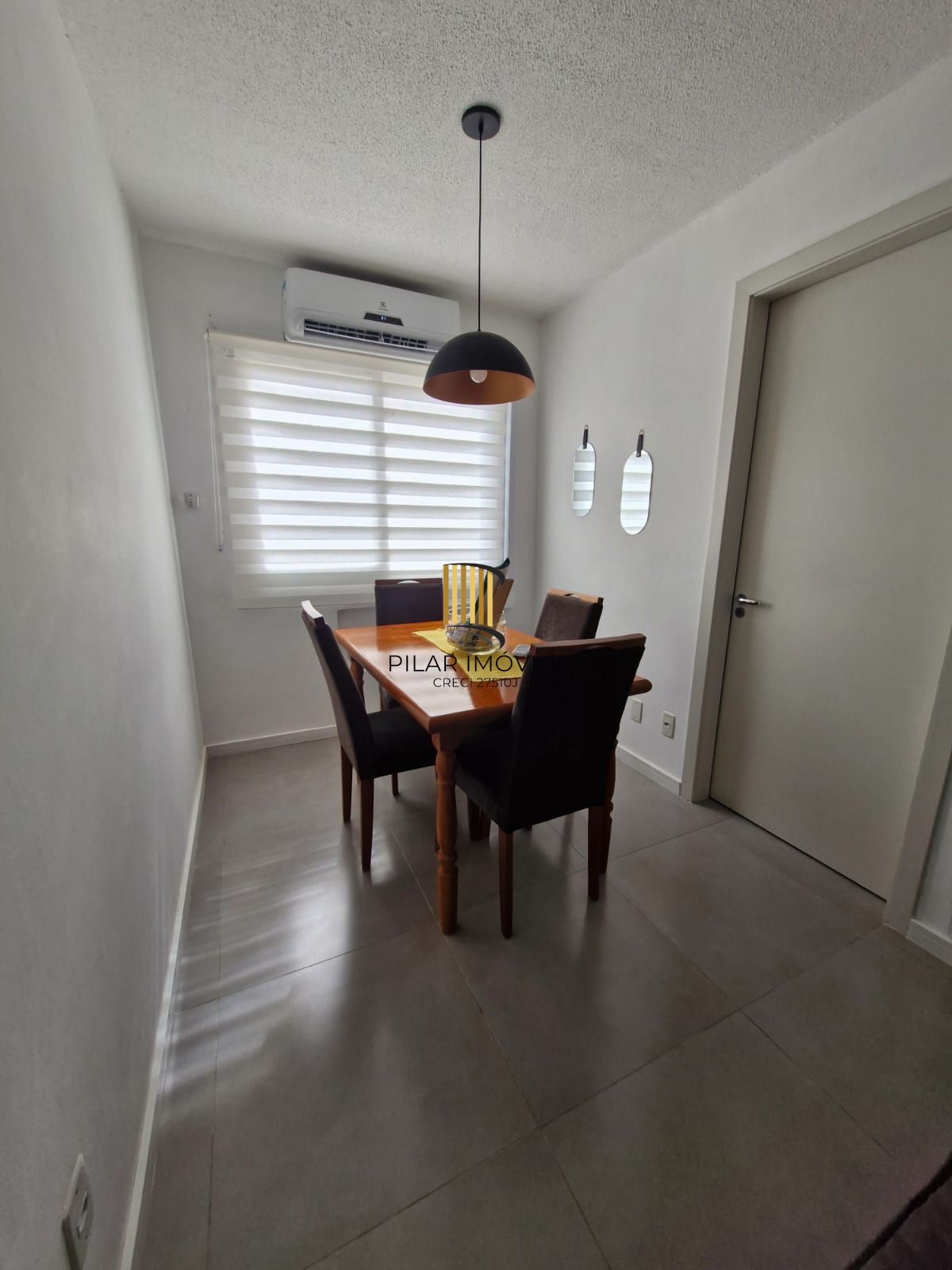 Apartamento 2 dormitórios no bairro Restinga