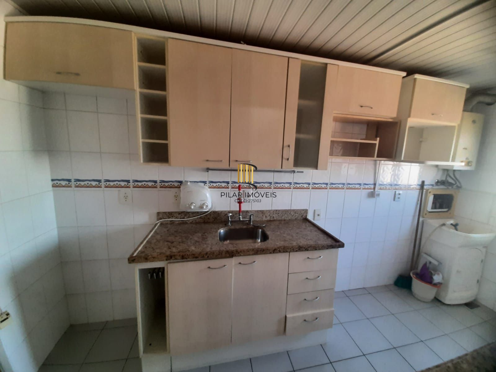 Apartamento 2 dormitórios no bairro Cavalhada