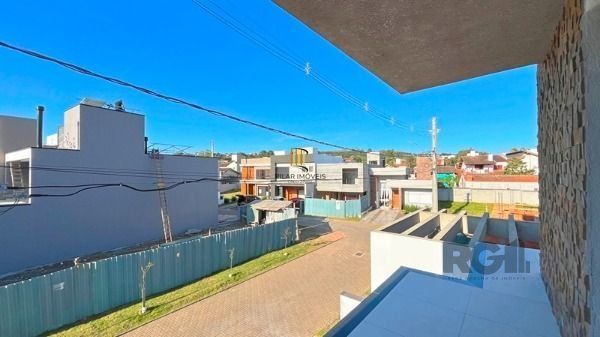 Casa Condominio em Porto Alegre, no bairro Ipanema, com 3 dormitório(s), à venda.