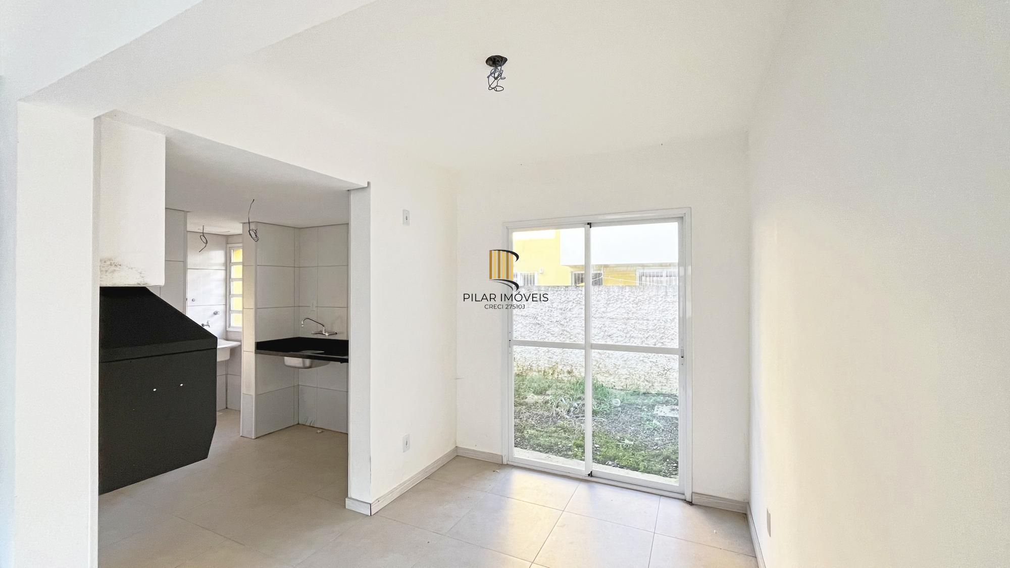 Residência 3 dormitórios sendo 1 suíte em condomínio fechado