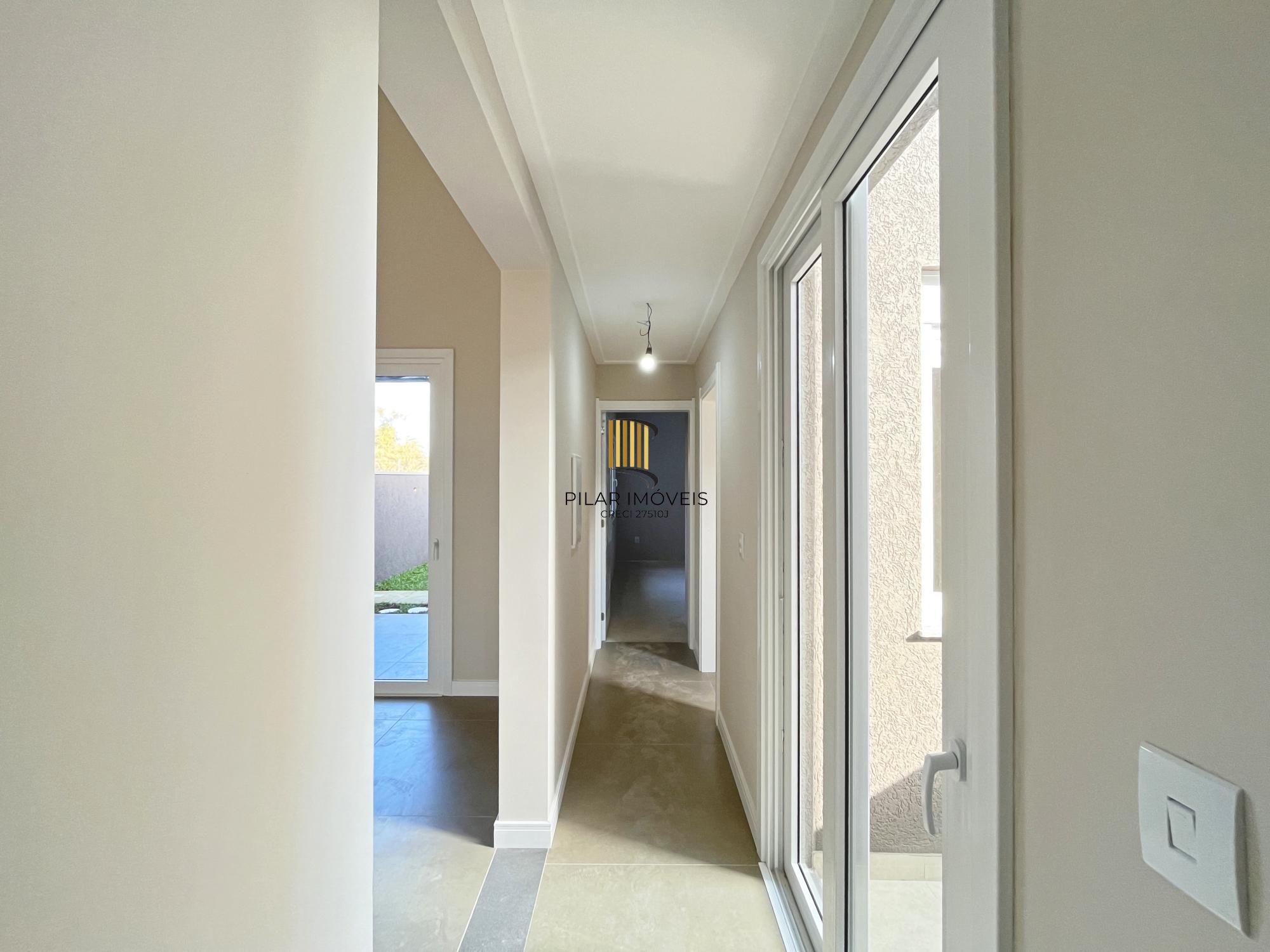 Casa Condominio em Porto Alegre, no bairro Hípica, com 3 dormitório(s), e 3 banheiros, à venda.