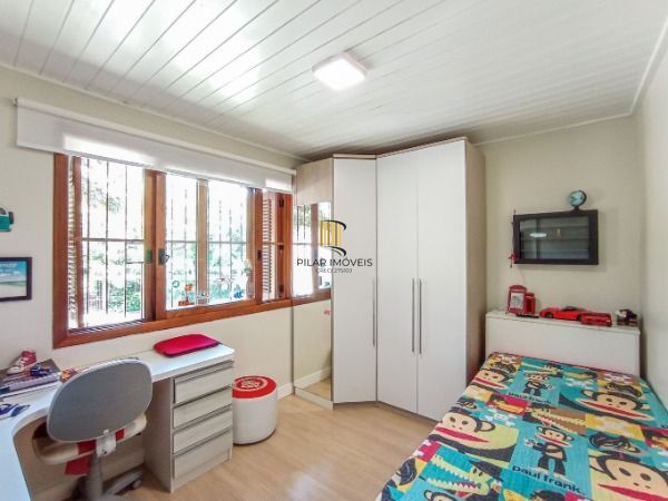 Casa Condominio para Venda - 227.4m², 4 dormitórios, sendo 2 suites, 4 vagas - Cristal