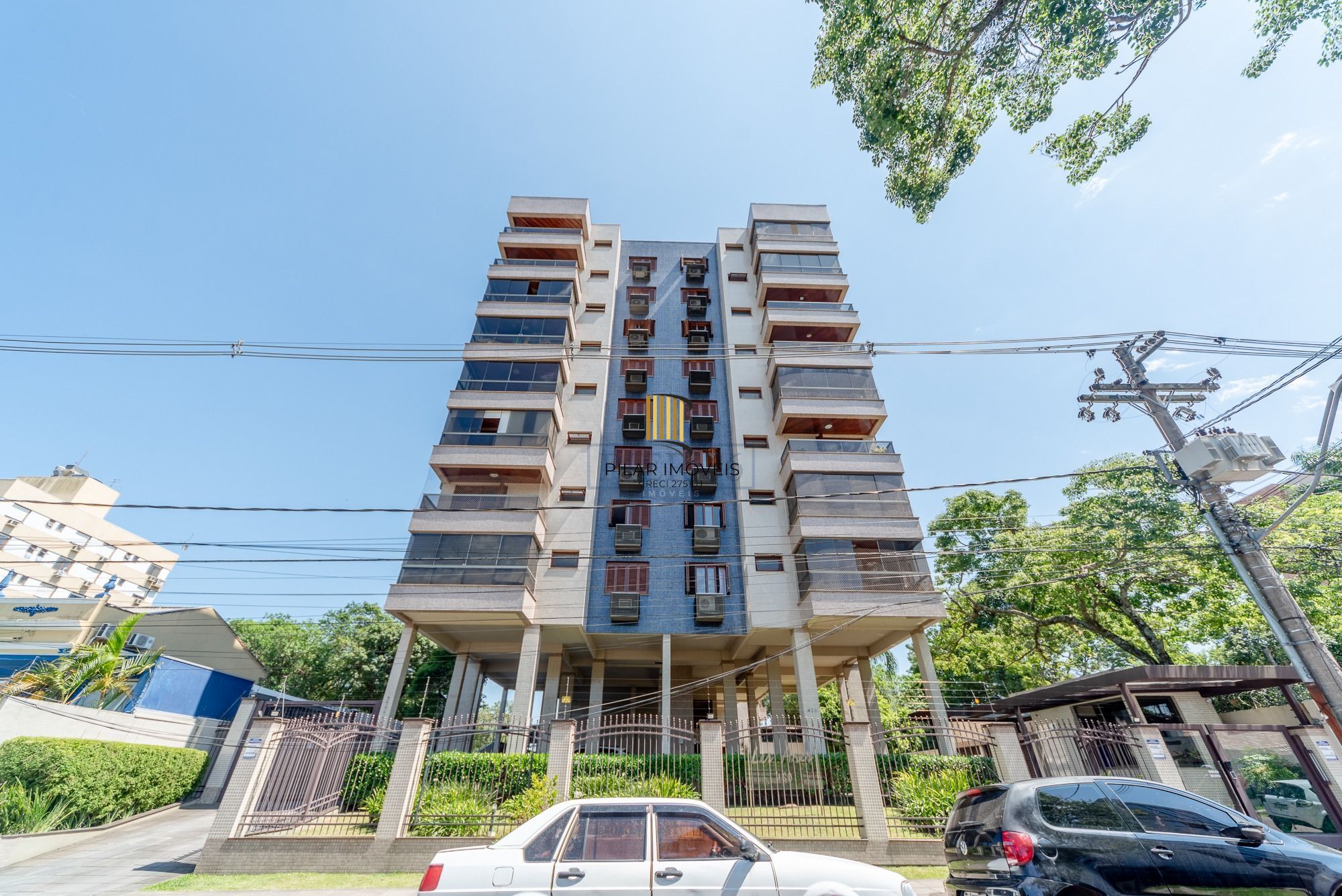 Apartamento com 3 dormitórios á venda no Bairro Tristeza.