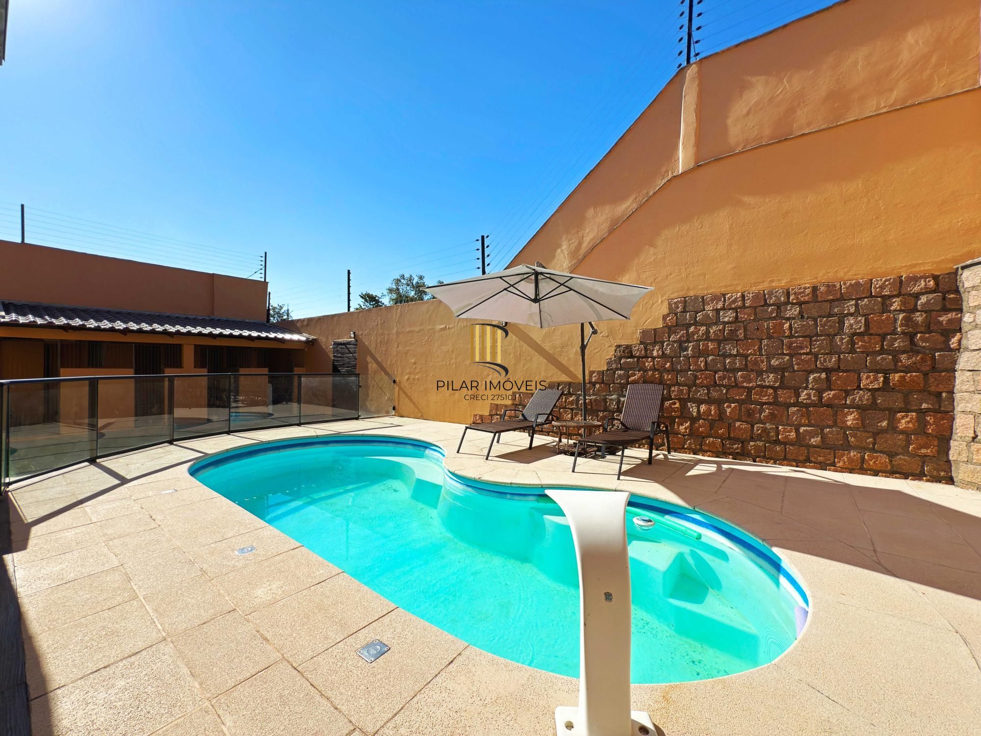 Casa 3 dormitórios no bairro Santa Tereza