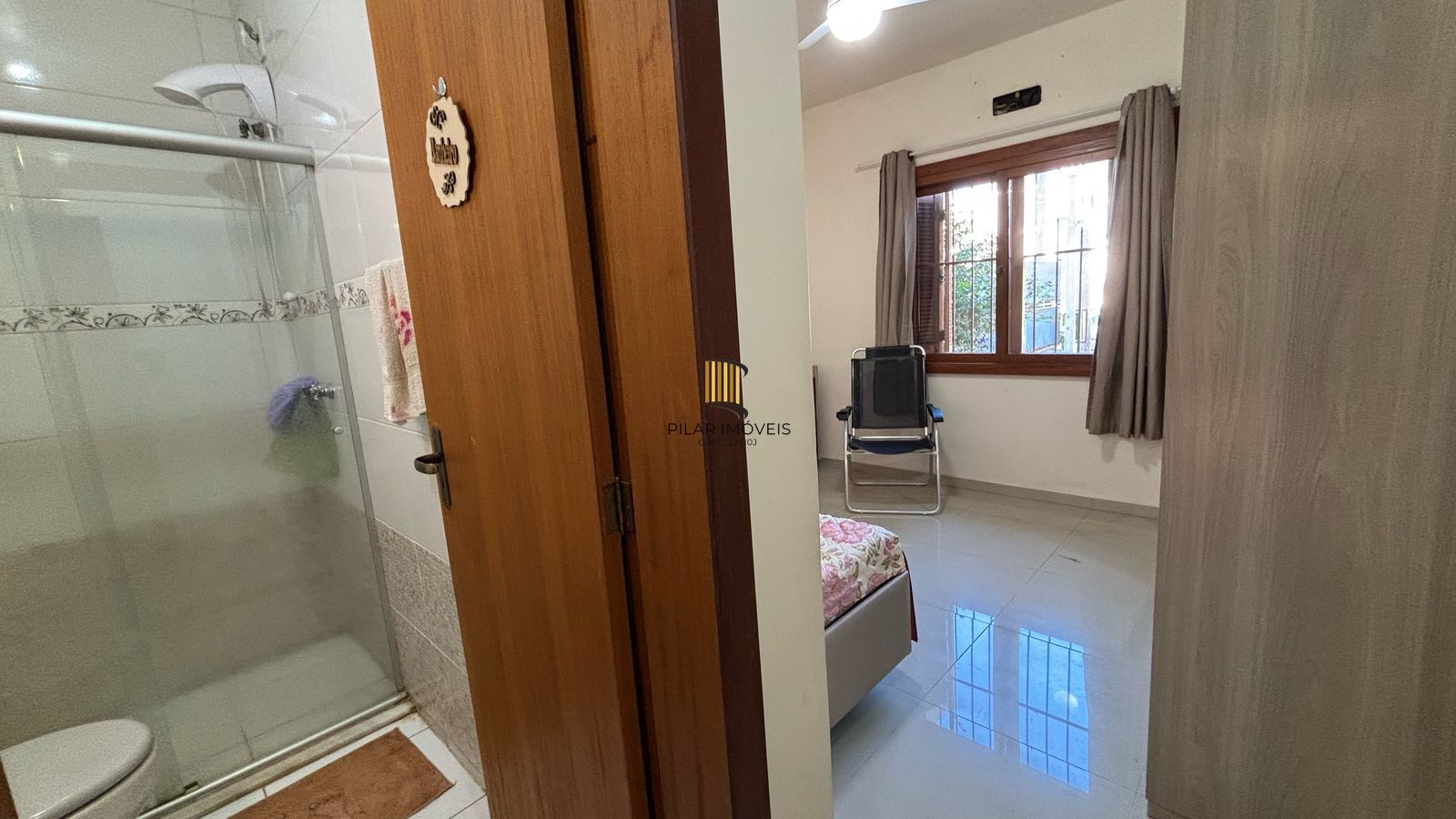 Casa 3 dormitórios no bairro Guarujá