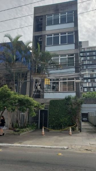 Conjunto/Sala em Porto Alegre, no bairro Menino Deus, e 0 banheiros, à venda. - Pilar Imóveis