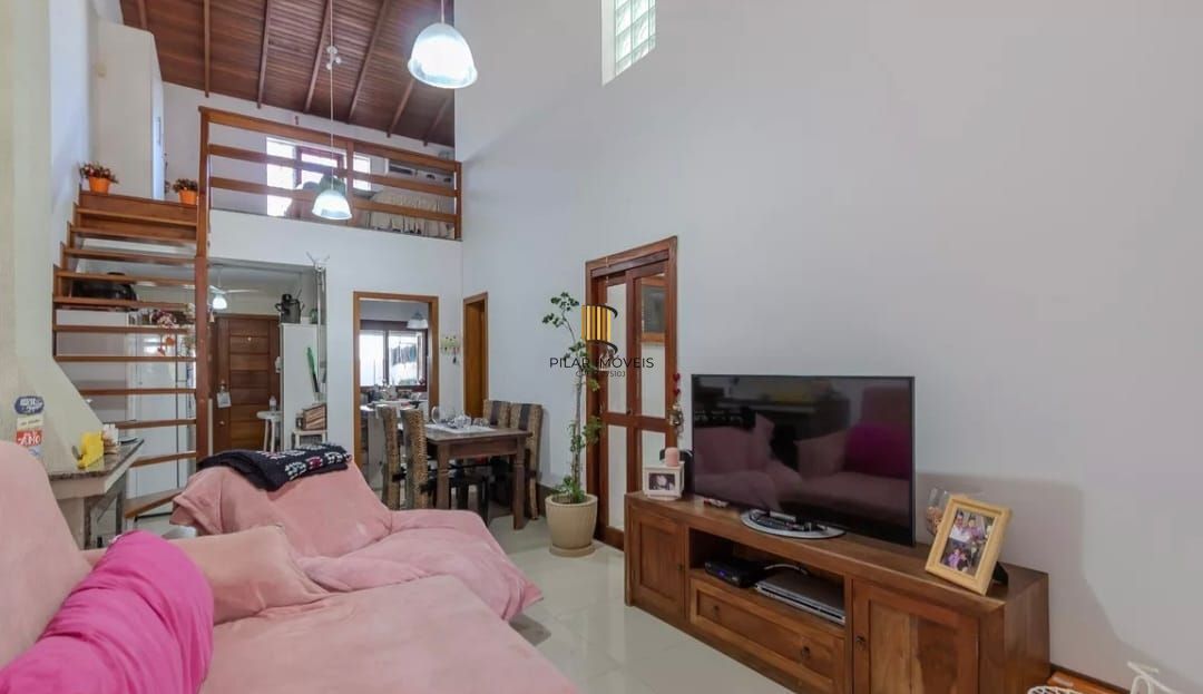 Casa  3 dormitórios, sendo 2 suites no Residencial Hipica Boulevard - zona sul de Porto Alegre.