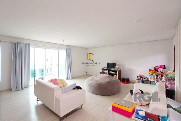 Casa Condominio para Venda - 137m², 3 dormitórios, sendo 1 suites, 3 vagas - Hípica
