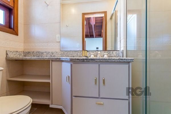 Casa Condominio em Porto Alegre, no bairro Jardim Isabel, com 3 dormitório(s), à venda.