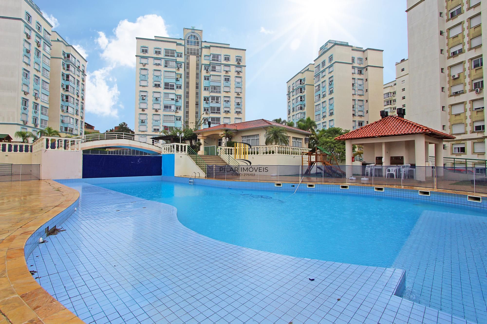Apartamento Semimobiliado com Vista Panorâmica