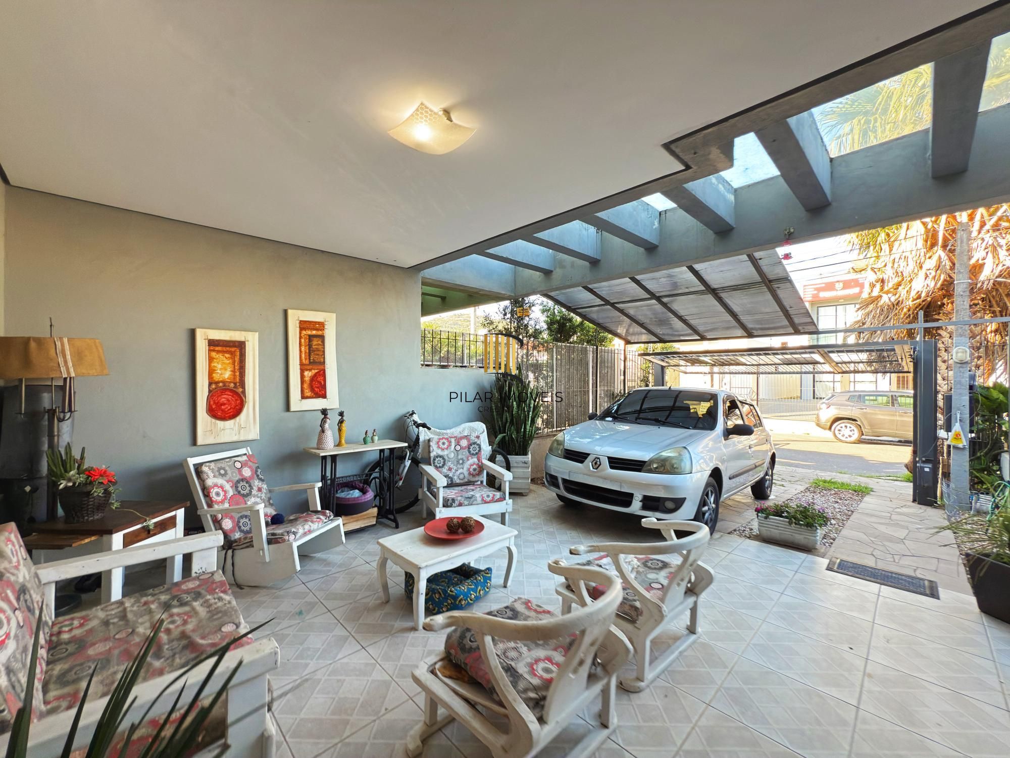 Casa para Venda - 138m², 3 dormitórios, sendo 1 suites, 2 vagas - Hípica