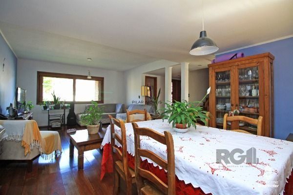 Casa para Venda - 365m², 3 dormitórios, sendo 1 suites, 4 vagas - Ipanema