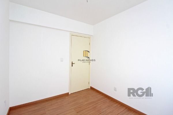 Casa Condominio para Venda - 110.02m², 3 dormitórios, sendo 1 suites, 2 vagas - Tristeza