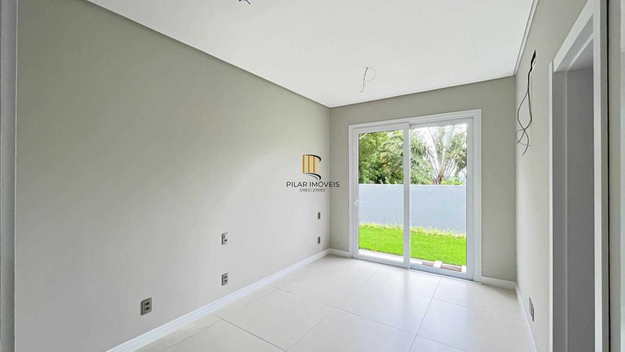 Casa Condominio em Porto Alegre, no bairro Hípica, com 3 dormitório(s), e 3 banheiros, à venda.