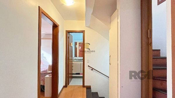 Casa de Condomínio 3 dormitórios no bairro Espírito Santo