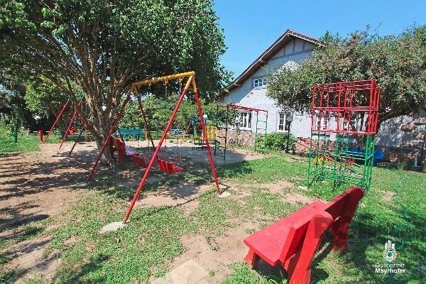 Casa Condominio em Porto Alegre, no bairro Hípica, com 3 dormitório(s), e 3 banheiros, à venda.