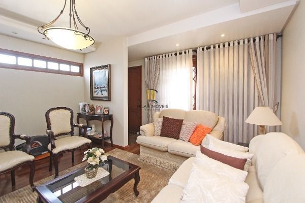 Casa para Venda - 287.96m², 4 dormitórios, sendo 1 suites, 4 vagas - Imperial Parque