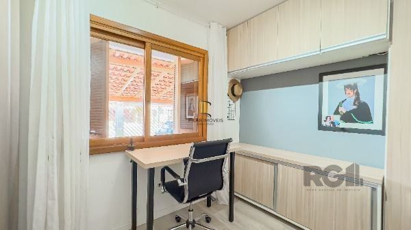 Casa 3 dormitórios no bairro Hípica