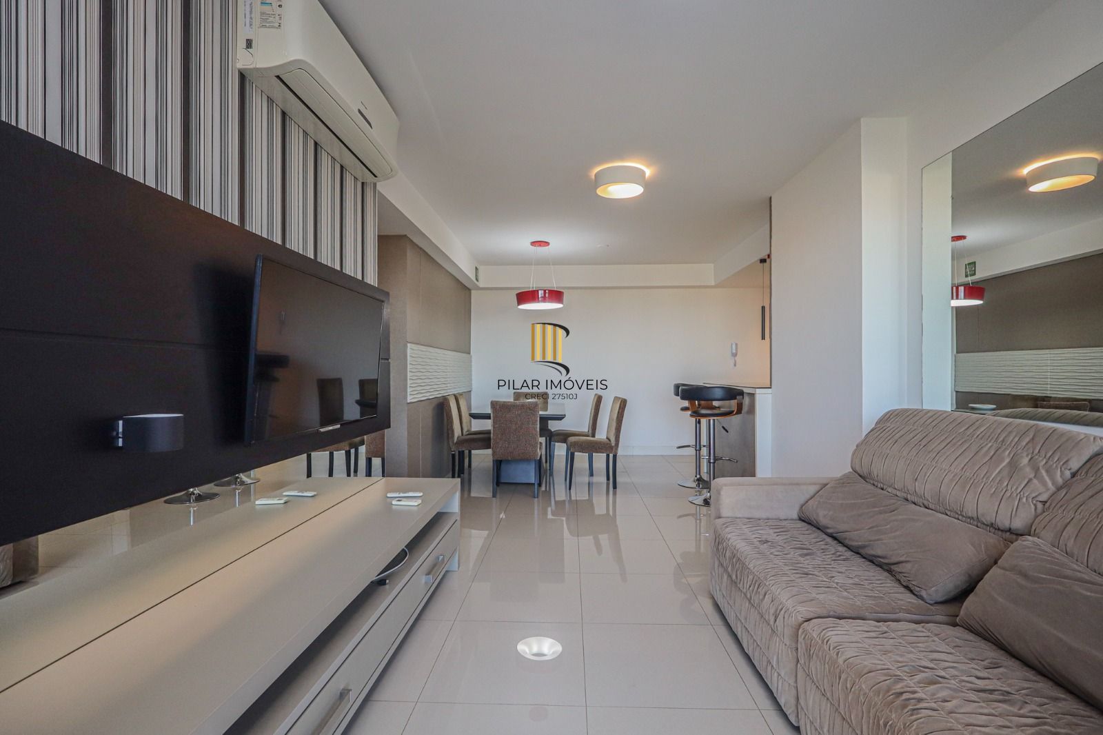 Apartamento 2 dormitórios no bairro Três Figueiras