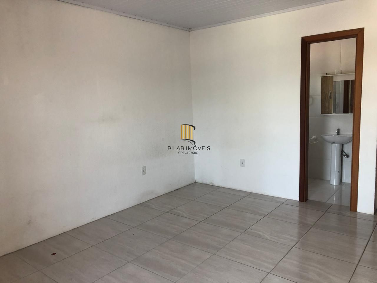 Casa 4 dormitórios no bairro Hípica