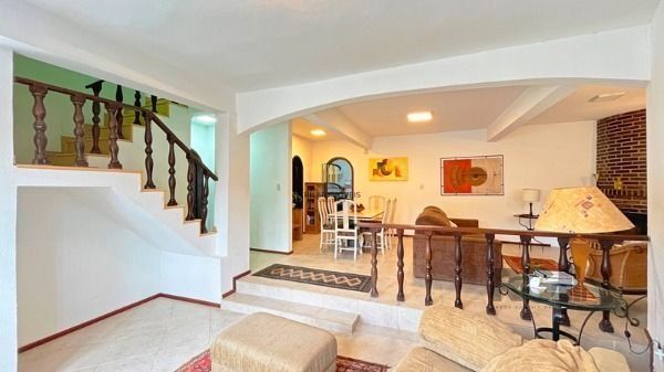 Casa 3 dormitórios no bairro Ipanema