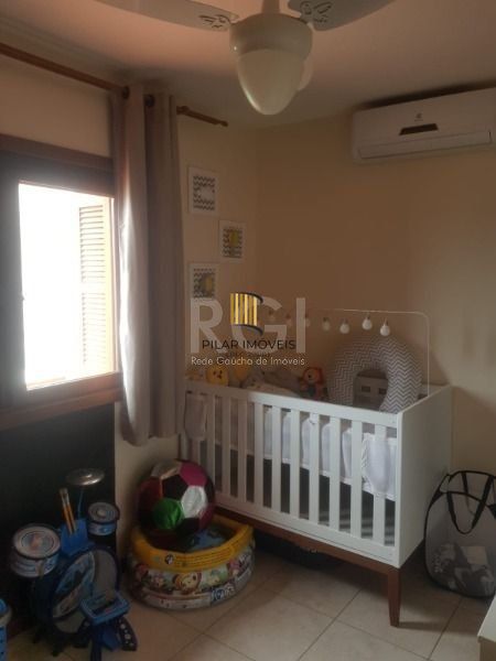 Casa Condominio para Venda - 150m², 2 dormitórios, sendo 1 suites, 2 vagas - Hípica