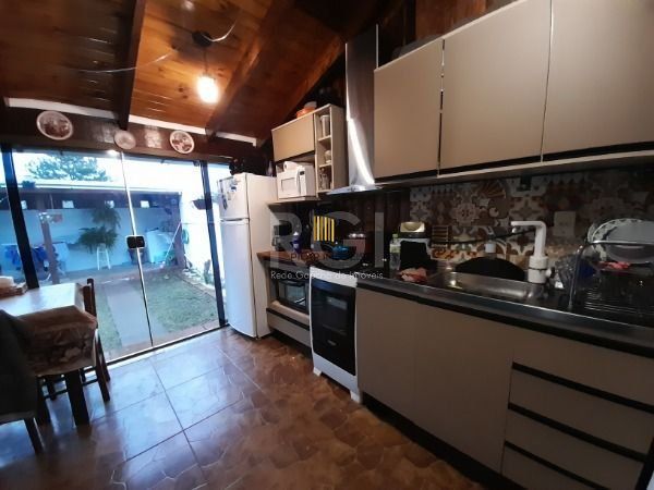 Casa para Venda - 62m², 2 dormitórios, 2 vagas - Hípica