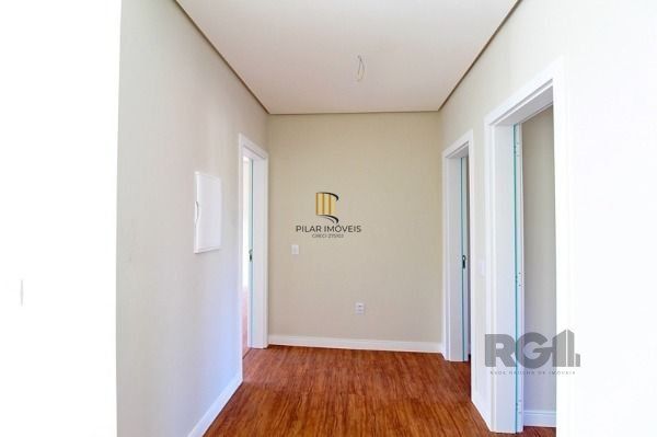 Casa Condominio em Porto Alegre, no bairro Ipanema, com 3 dormitório(s), à venda.