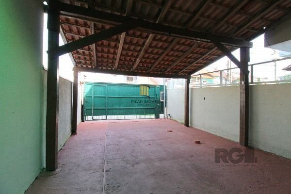 Casa em Porto Alegre, no bairro Aberta dos Morros, com 2 dormitório(s), e 2 banheiros, à venda.
