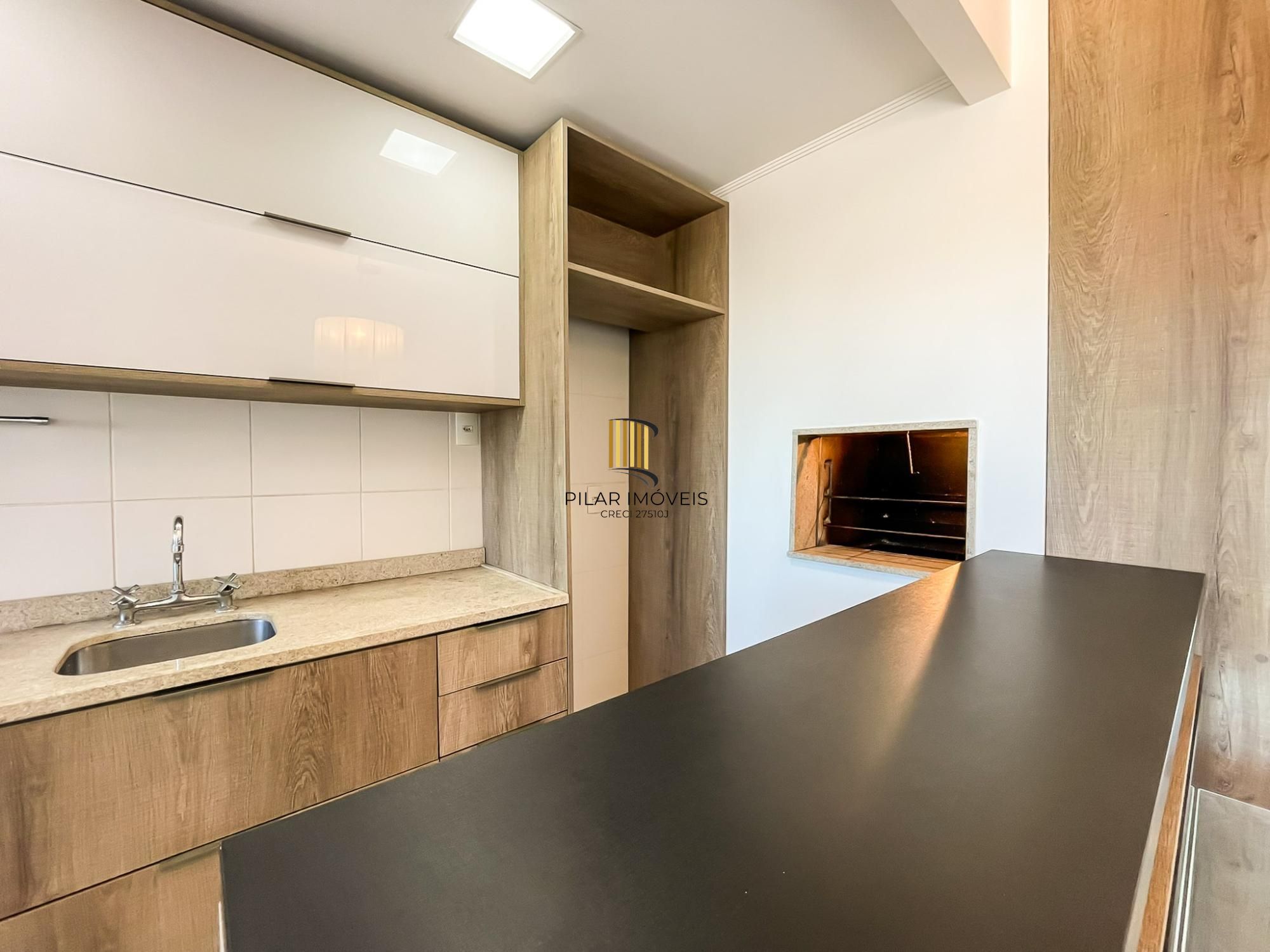 Apartamento de 2 dormitórios no Cristal