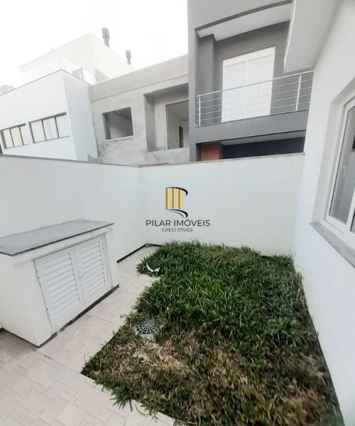 Casa de Condomínio 3 dormitórios no bairro Aberta dos Morros