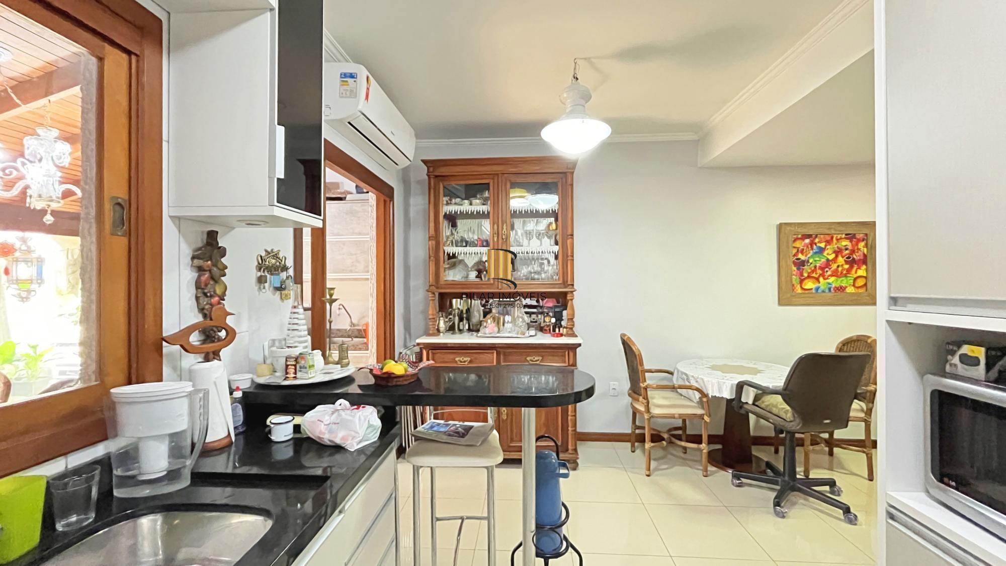 Casa de Condomínio 3 dormitórios no bairro Aberta dos Morros