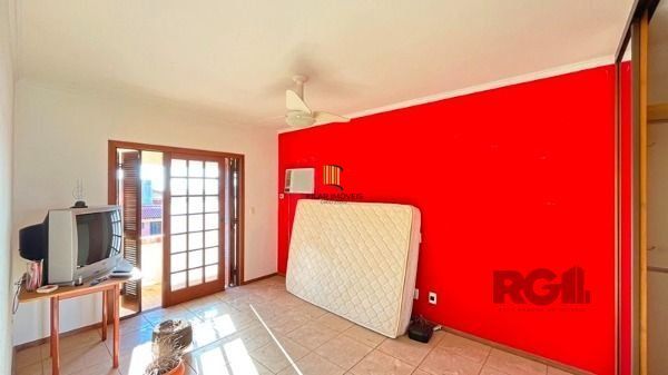 Casa para Venda - 320m², 3 dormitórios, sendo 1 suites, 3 vagas - Altos Do Ipê
