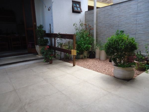 Casa para Venda - 177.93m², 3 dormitórios, sendo 1 suites, Hípica