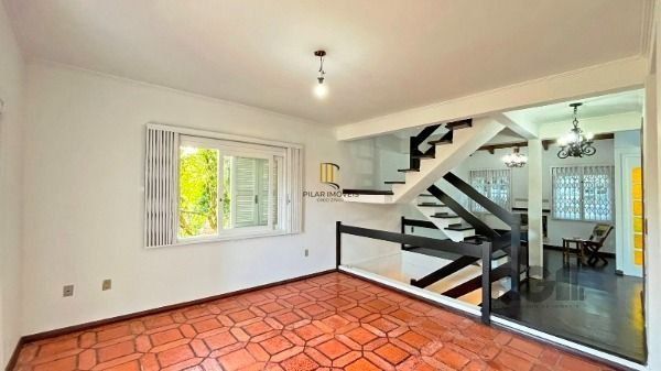 Casa para Venda - 206m², 3 dormitórios, sendo 1 suites, 4 vagas - Ipanema