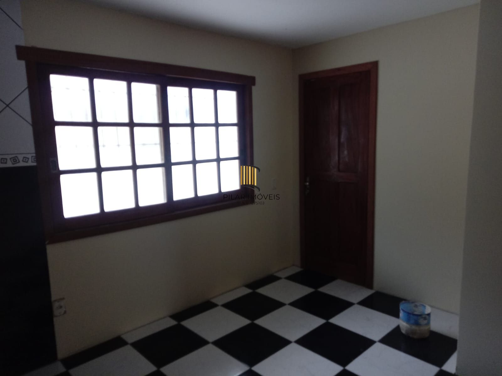 Casa 2 dormitórios no bairro Guarujá