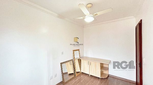 Casa em Porto Alegre, no bairro Hípica, com 3 dormitório(s), e 3 banheiros, à venda.
