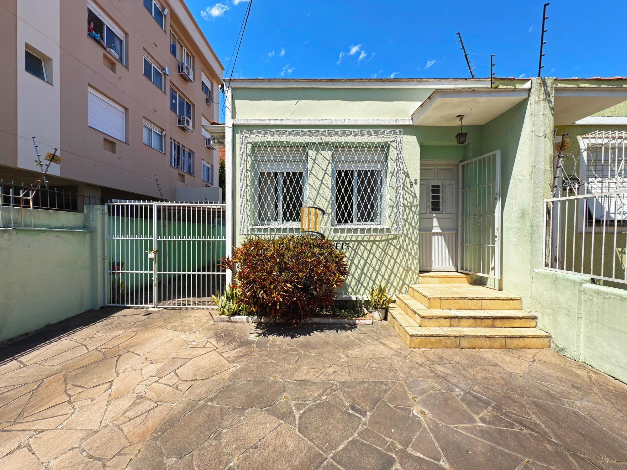 casa térrea 03 dormitórios - 128m² no Partenon - Pilar Imóveis