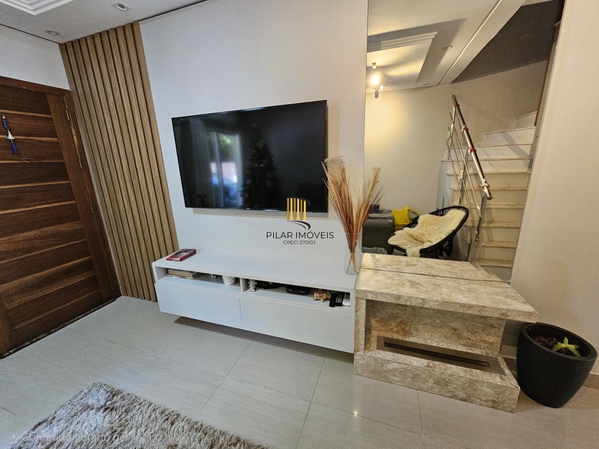 Sobrado em condomínio fechado