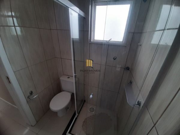 Apartamento em Porto Alegre, no bairro Vila Nova, com 2 dormitório(s), e 2 banheiros, à venda.